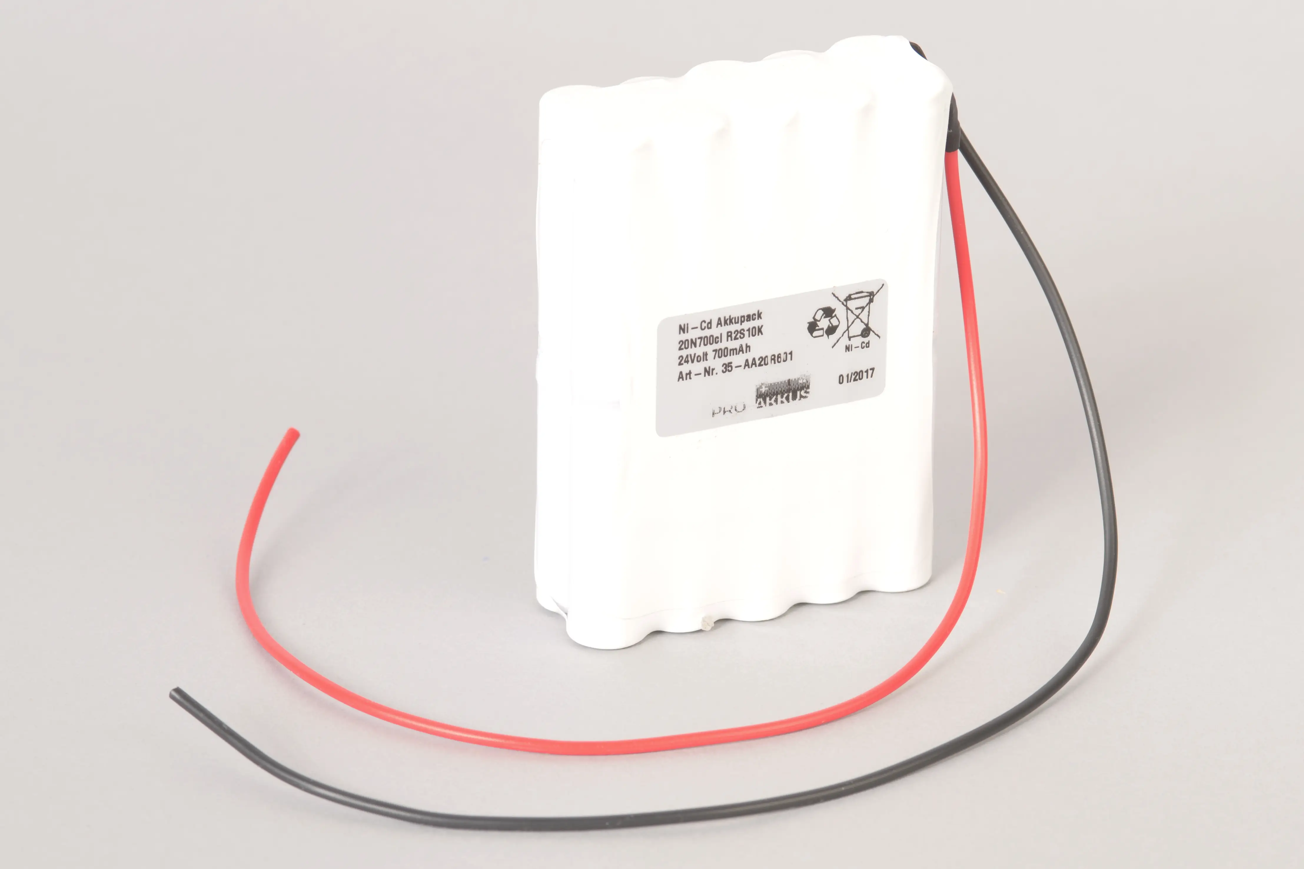 NiCd Rauchwärmeabzugsanlagen Akku 24V / 700mAh (0,7Ah) 2-reihig mit Kabel NiCd Rauchwärmeabzugsanlagen Akku 24V / 700mAh (0,7Ah) 2-reihig mit Kabel