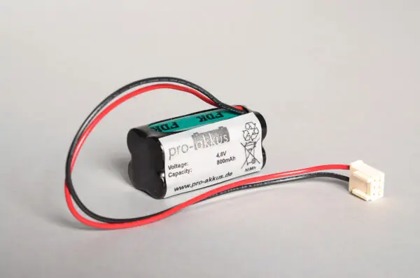 NiMh Notbeleuchtung Akku 4,8V / 800mAh, Würfel mit Kabel und Stecker 1 online bei pro-akkus kaufen