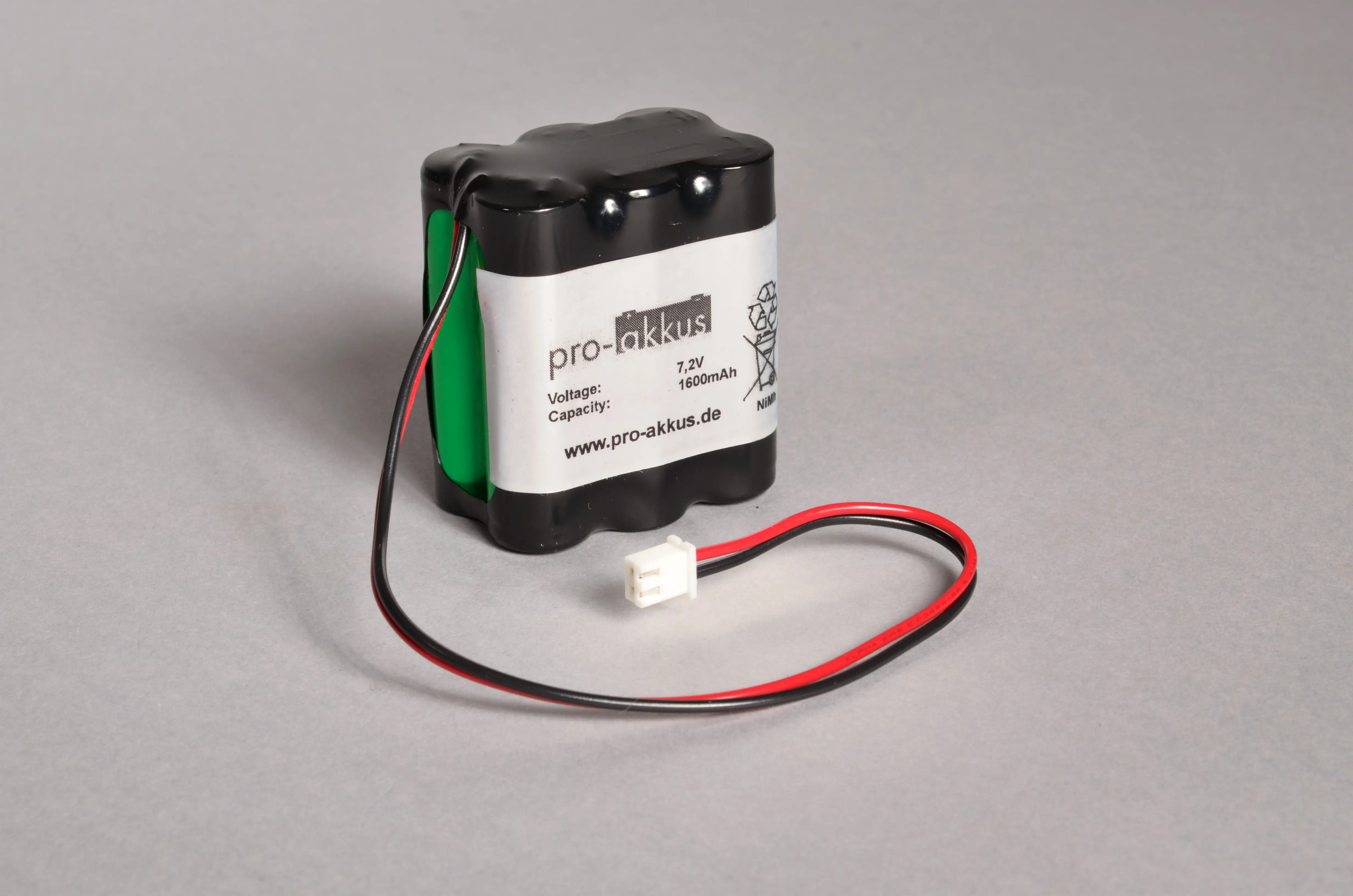 NiMh Notbeleuchtung Akku 7,2V / 1600mAh (1,6Ah), F3x2 Reihe mit Kabel und Stecker online bei pro-akkus kaufen