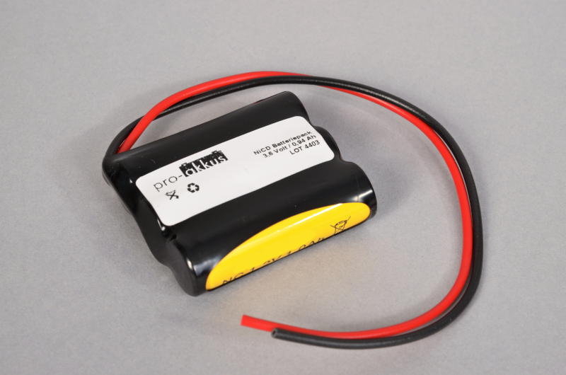 NiCd Notbeleuchtung Akku 3,6V / 940mAh (0,94Ah), Reihe mit Kabel online bei pro-akkus kaufen