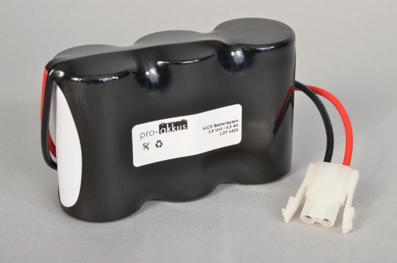 NiCd Notbeleuchtung Akku 3,6V / 4500mAh (4,5Ah), Reihe mit Kabel und Stecker online bei pro-akkus kaufen
