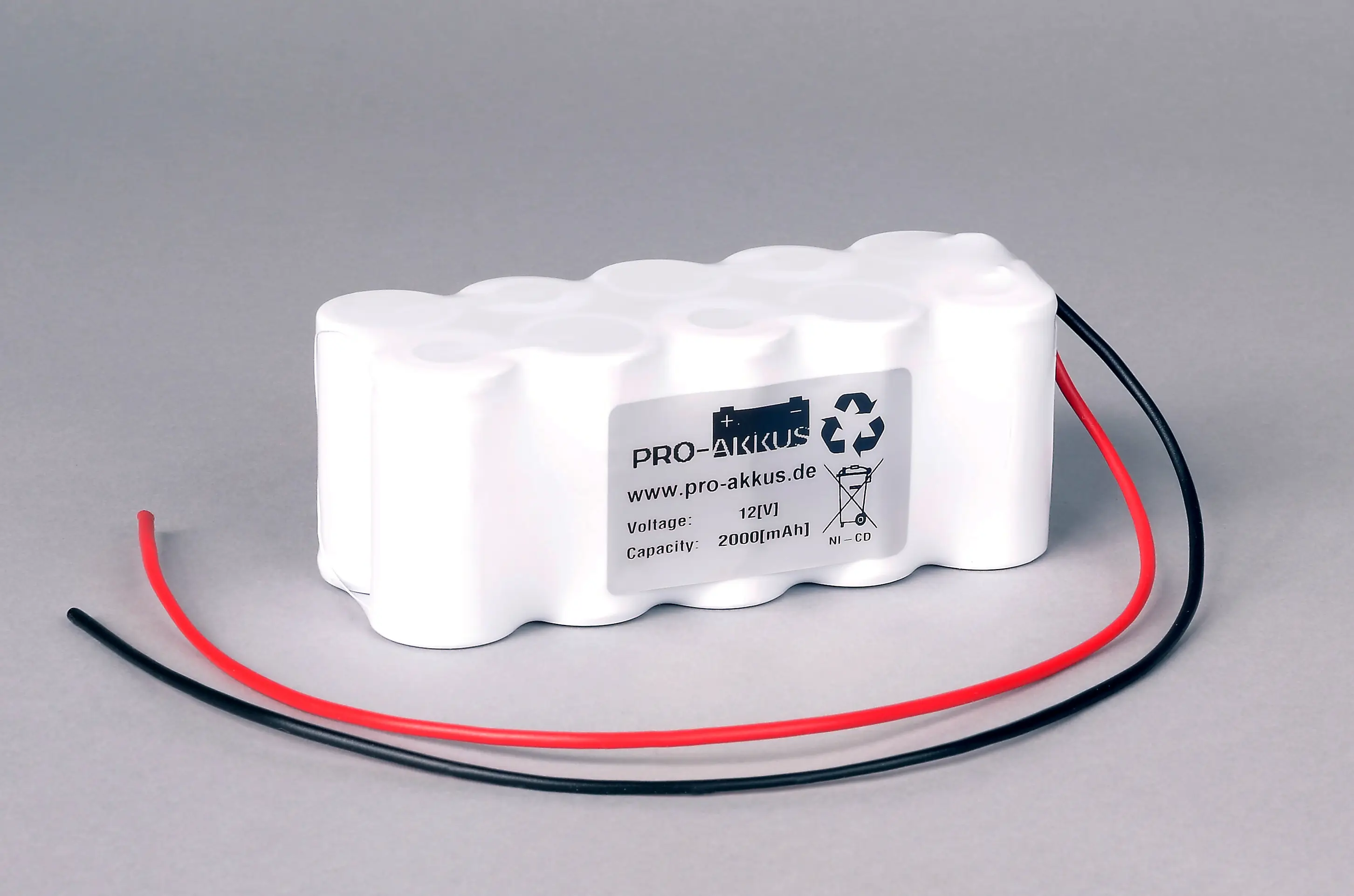 NiCd Notbeleuchtung Akku 12V / 2000mAh (2,0Ah), Reihe mit Kabel NiCd Notbeleuchtung Akku 12V / 2000mAh (2,0Ah), Reihe mit Kabel