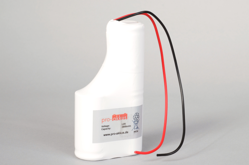 NiCd Notbeleuchtung Akku 3,6V / 4500mAh (4,5Ah), 2er Stab + 1 mit Kabel online bei pro-akkus kaufen