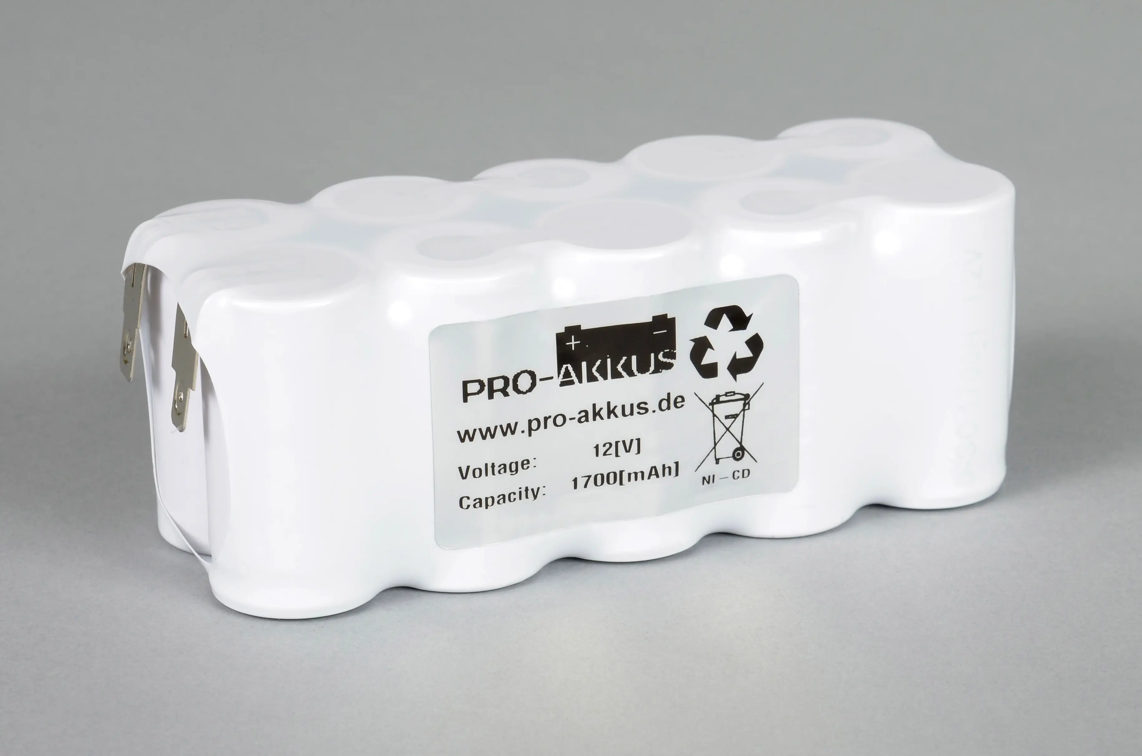 NiCd Notbeleuchtung Akku 12V / 1700mAh (1,7Ah), Reihe, Faston +6,3/-4,8mm NiCd Notbeleuchtung Akku 12V / 1700mAh (1,7Ah), Reihe, Faston +6,3/-4,8mm