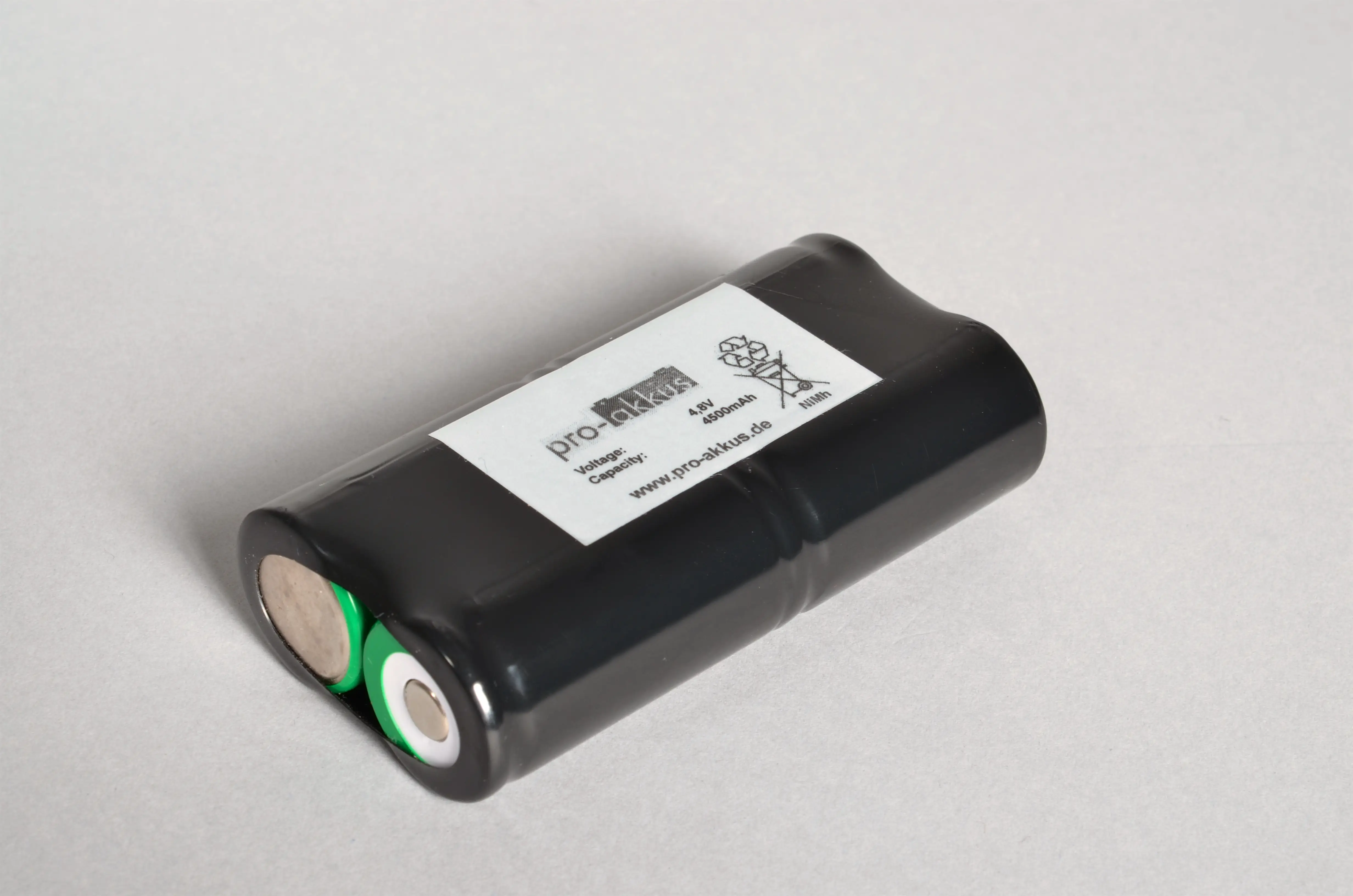 NiMh Notbeleuchtung Akku 4,8V / 4500mAh (4,5Ah), L2x2 Stab mit Kopf und Lötfahne online bei pro-akkus kaufen