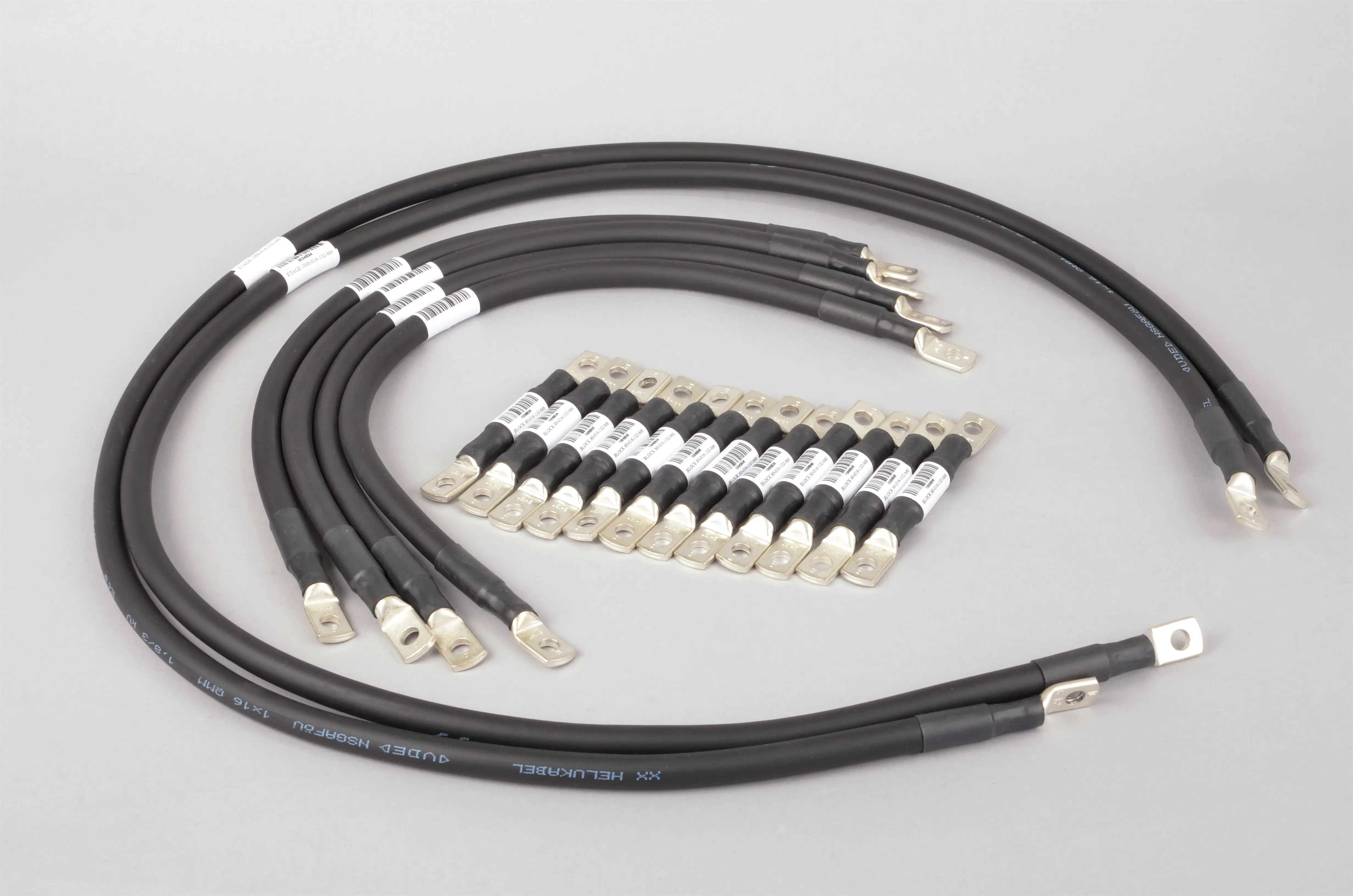 Verbinderpaket 216V 16qmm M6, SBNF 80 geeignet für 60Ah bis 75Ah Verbinderpaket 216V 16qmm M6, SBNF 80 geeignet für 60Ah bis 75Ah online bei pro-akkus kaufen