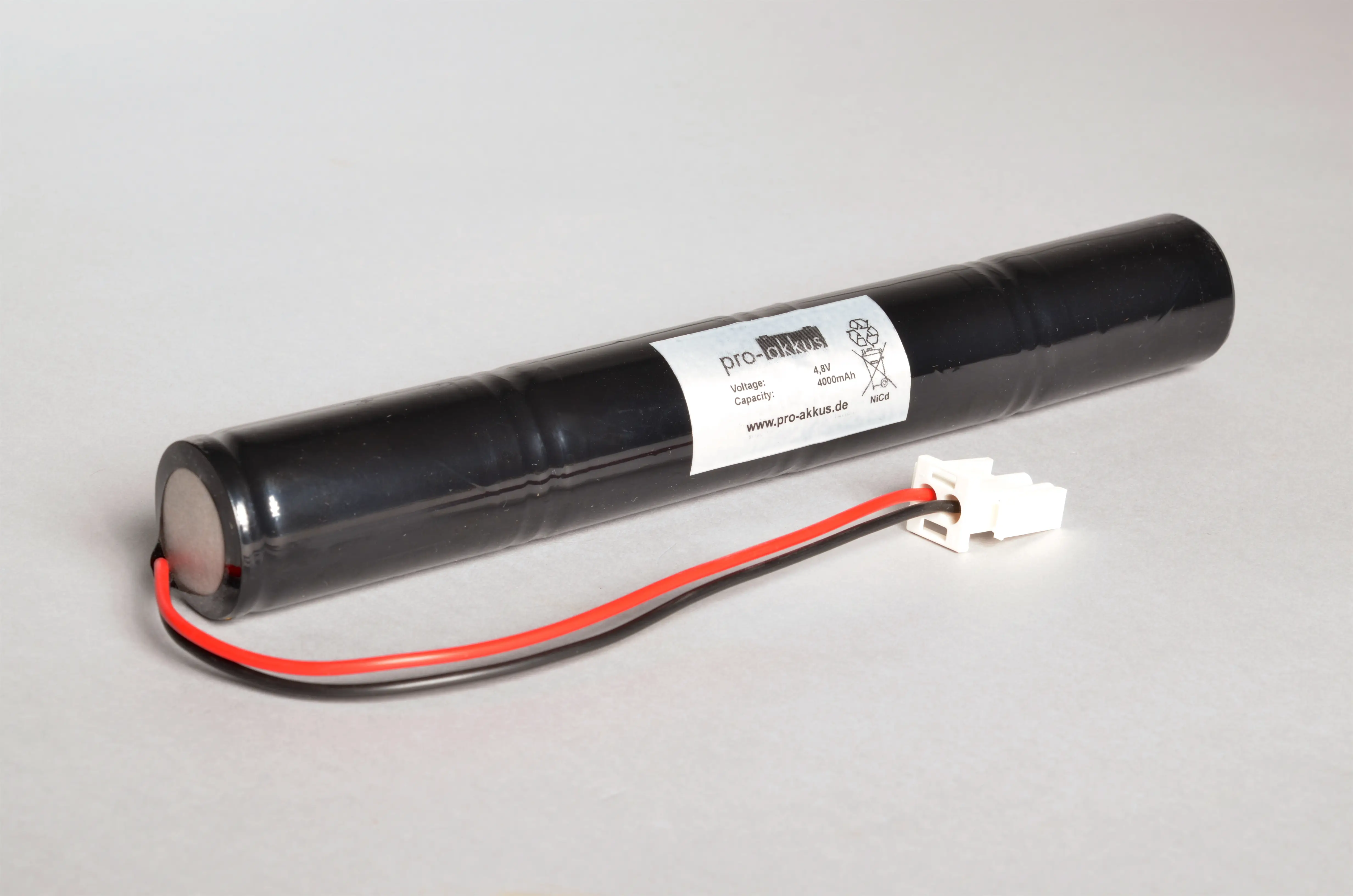 NiCd Notbeleuchtung Akku 4,8V / 4000mAh (4Ah), Stab mit Kabel und Stecker-2 online bei pro-akkus kaufen