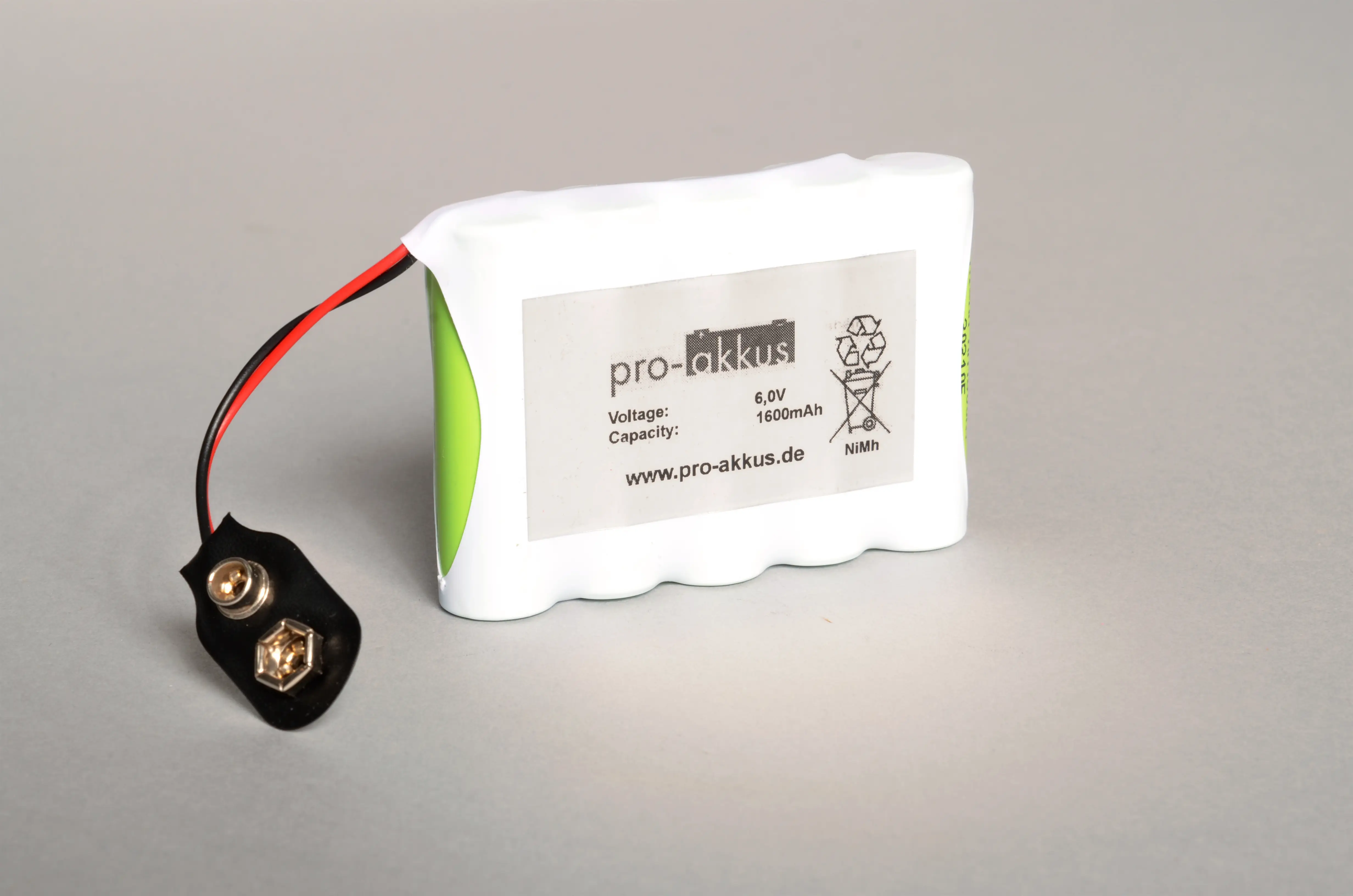 NiMh Notbeleuchtung Akku 6V / 1600mAh (1,6Ah), Reihe mit Kabel und 9V Anschlussclip online bei pro-akkus kaufen