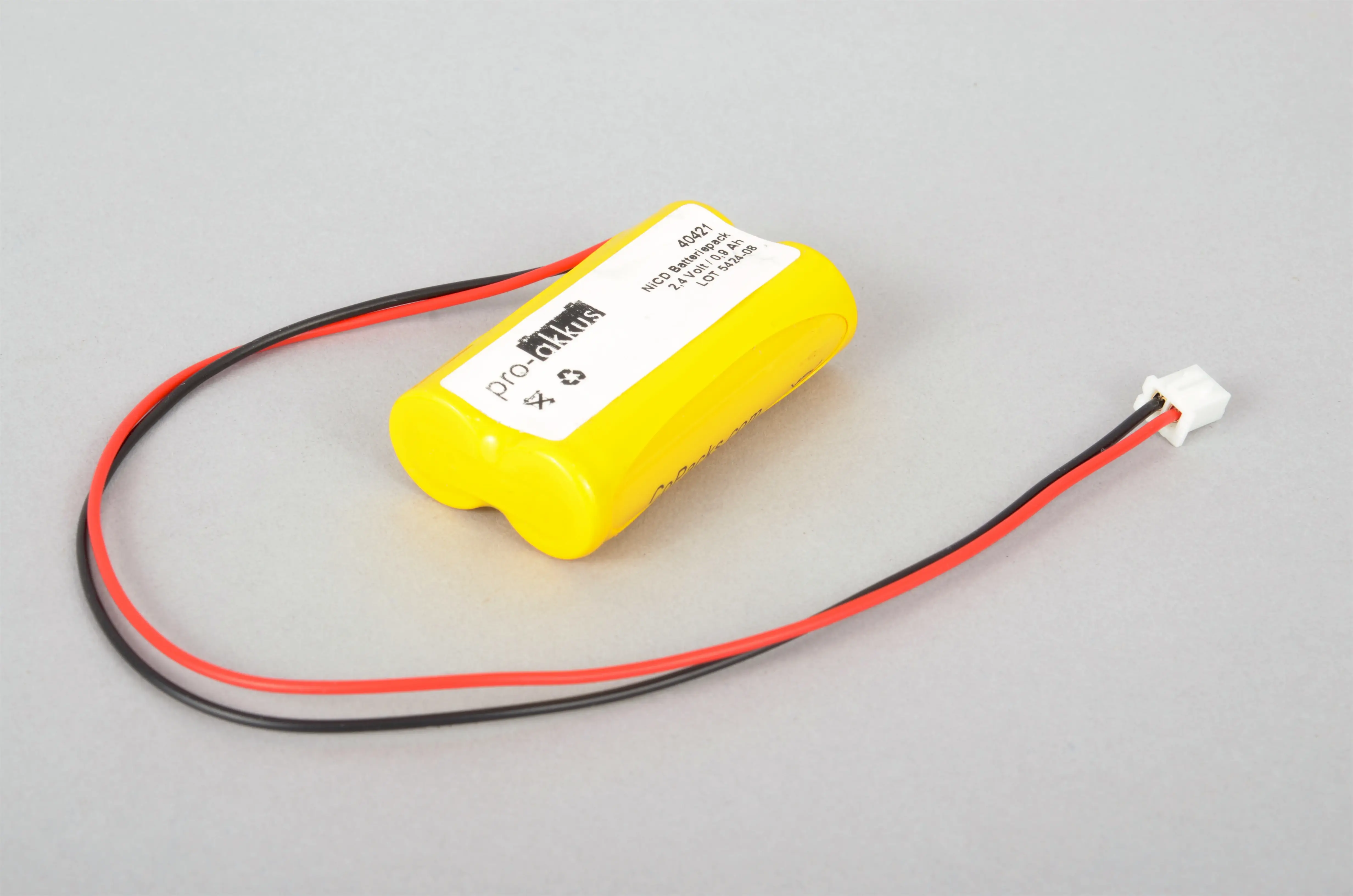 NiCd Notbeleuchtung Akku 2,4V / 900mAh (0,9Ah), Reihe mit Kabel und Stecker online bei pro-akkus kaufen