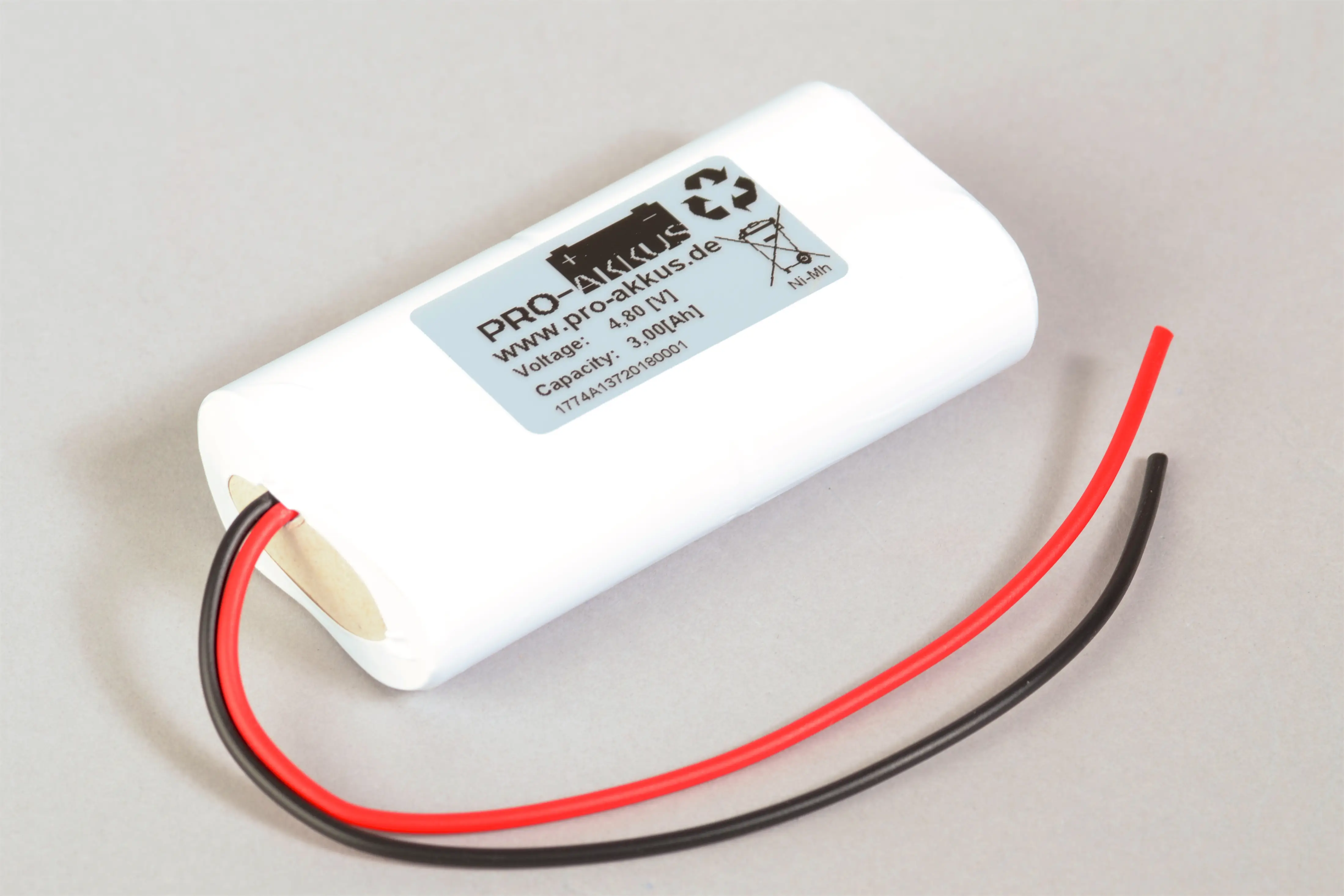 NiMh Notbeleuchtung Akku 4,8V / 3000mAh (3Ah), Stab mit Kabel online bei pro-akkus kaufen