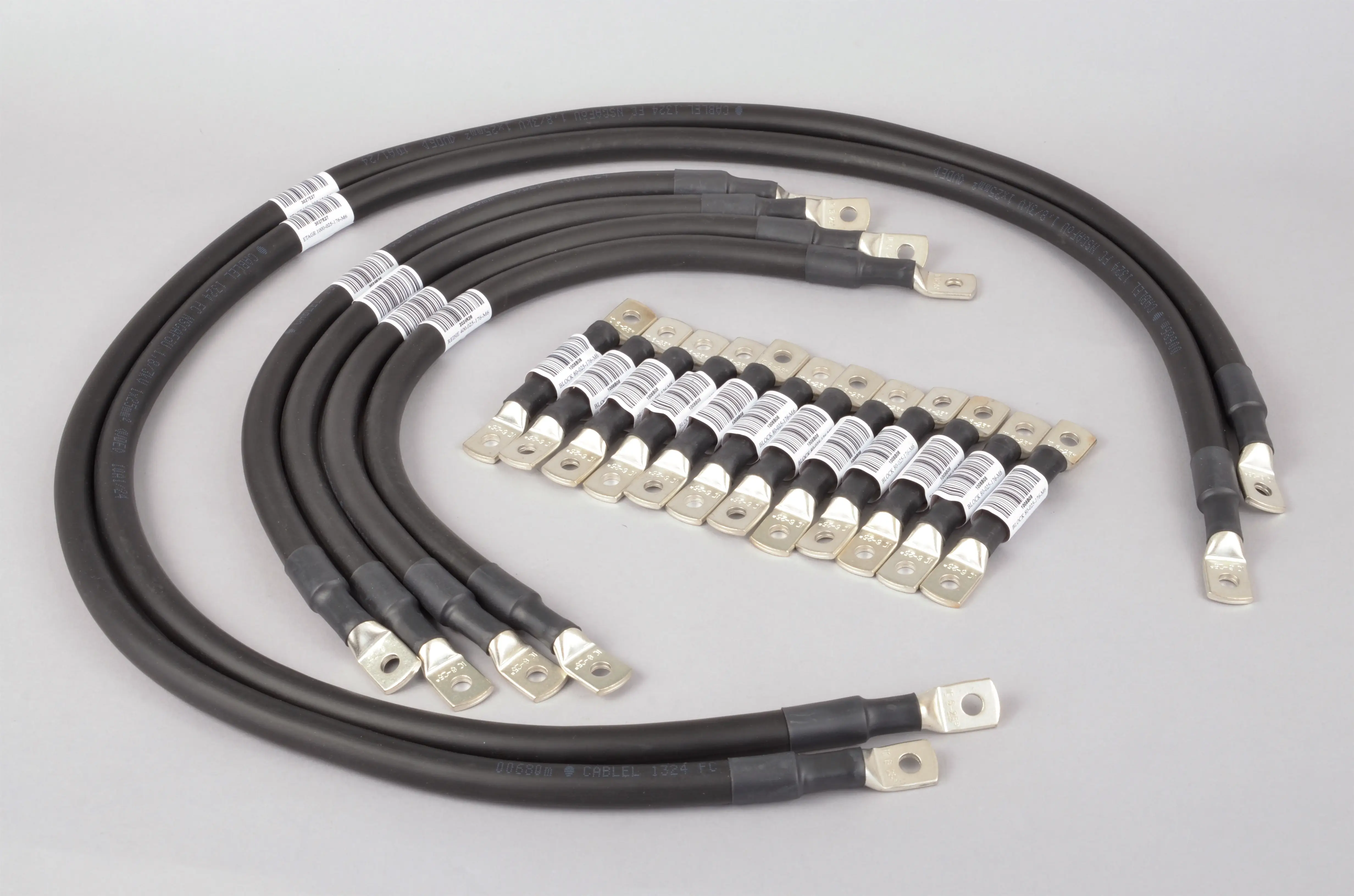 Verbinderpaket 216V 25qmm M6, SBNF 80 geeignet für geeignet für SBL HR 85Ah / SBL 60Ah + 75Ah Verbinderpaket 216V 25qmm M6, SBNF 80 geeignet für geeignet für SBL HR 85Ah / SBL 60Ah + 75Ah online bei pro-akkus kaufen