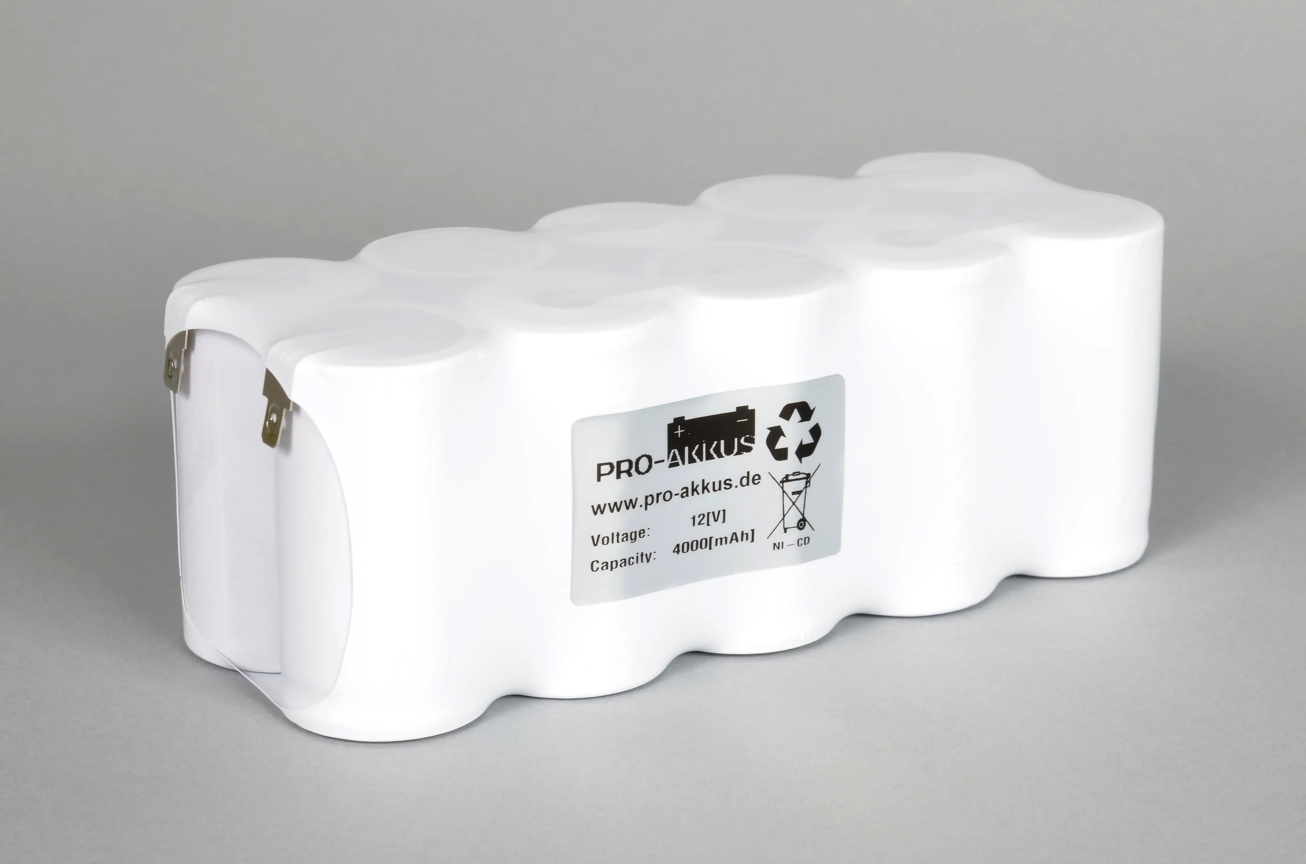 NiCd Notbeleuchtung Akku 12V / 4000mAh (4Ah), Reihe, Faston +6,3/-4,8mm NiCd Notbeleuchtung Akku 12V / 4000mAh (4Ah), Reihe, Faston +6,3/-4,8mm
