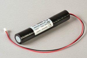NiMh Notbeleuchtung Akku 4,8V / 2000mAh Stab mit Kabel und Stecker