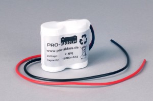 Ni-Cd Akkupack Notlicht Notbeleuchtung 2,4V / 1800mAh (1,8Ah) F2x1 Reihe mit Kabel
