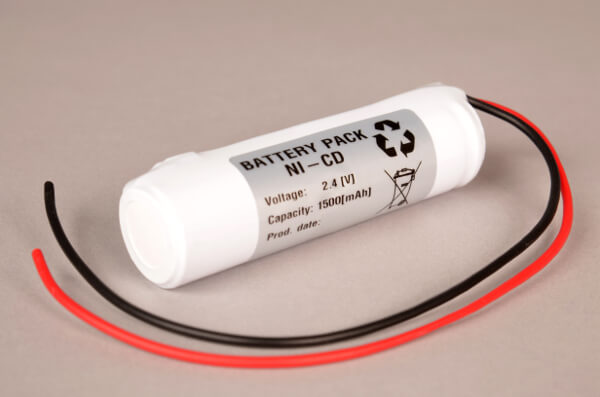 Akkupack Notlicht Notbeleuchtung 2,4V / 1500mAh (1,5Ah) Stabform mit Kabel